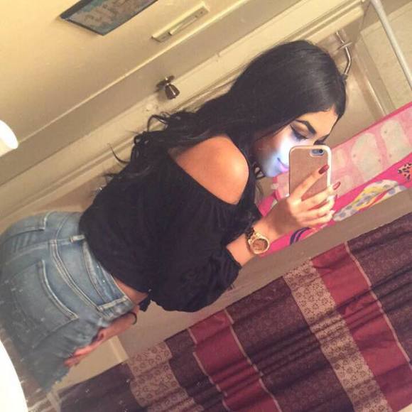 Meet your Posher, Aaliyah - Picture 1 of 1